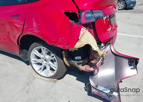 2021 Tesla Model Y Long Range Dual Motor All-Wheel Drive from USA, damaged, VIN 5YJYGDEE2MF212805